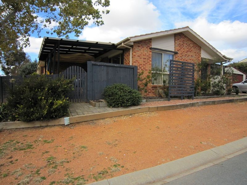 12 Murrung Crescent, Ngunnawal ACT 2913