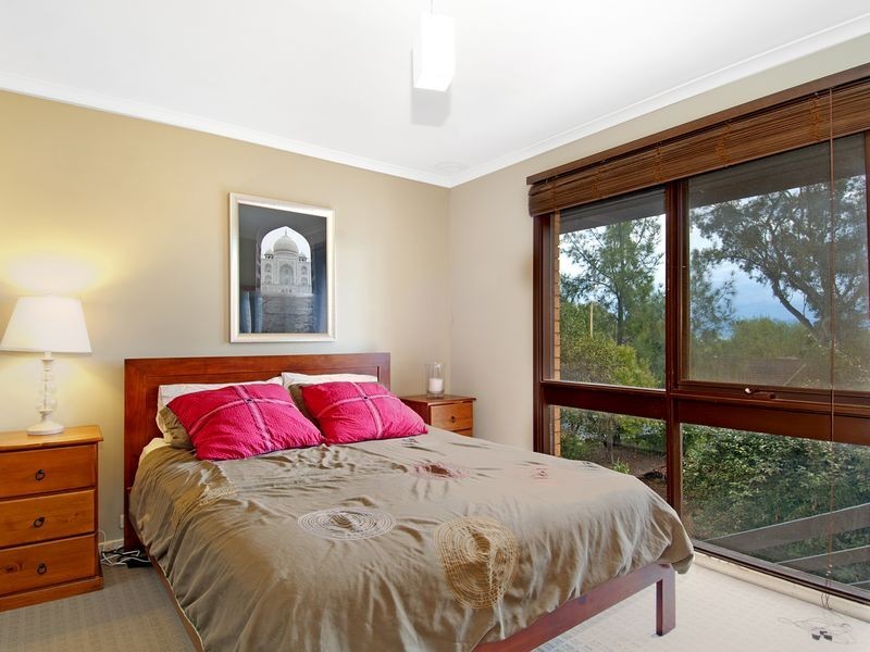 9 Stuckey Place, Charnwood ACT 2615