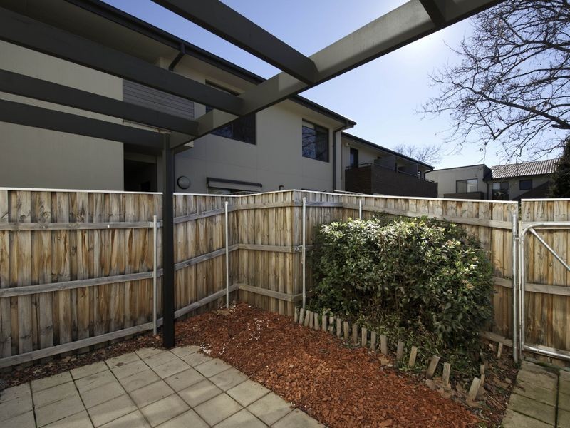 10/2 ‘Elan’ Archibald Street, Lyneham ACT 2602