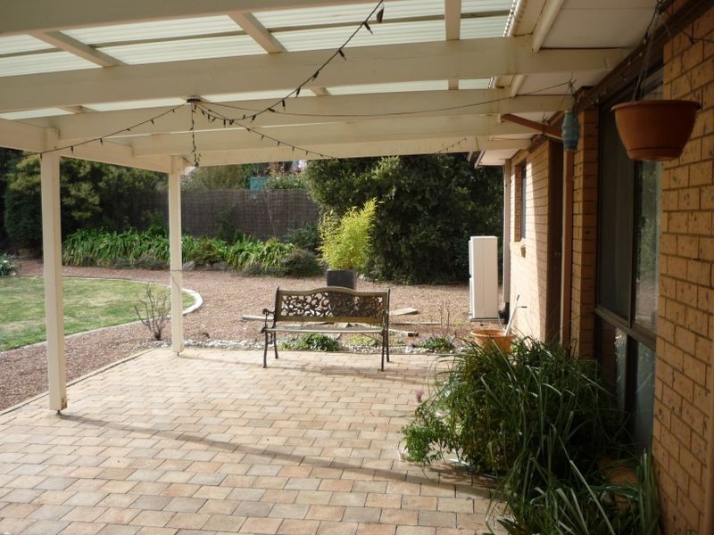 13 Twelvetrees Crescent, Florey ACT 2615