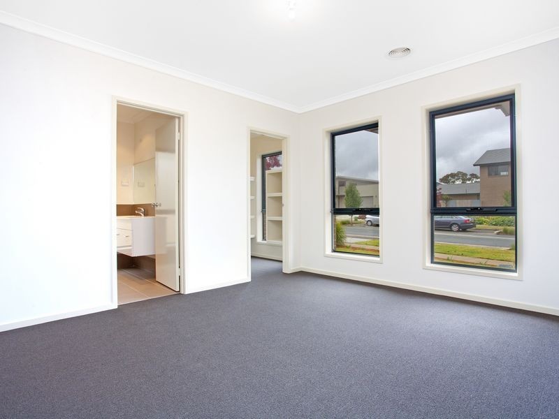 95 Zakharov Avenue, Forde ACT 2914