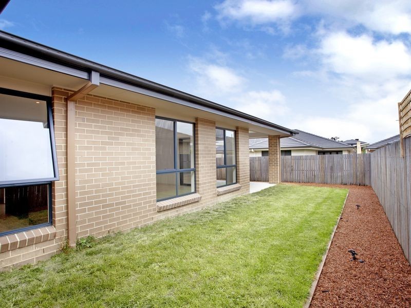 95 Zakharov Avenue, Forde ACT 2914