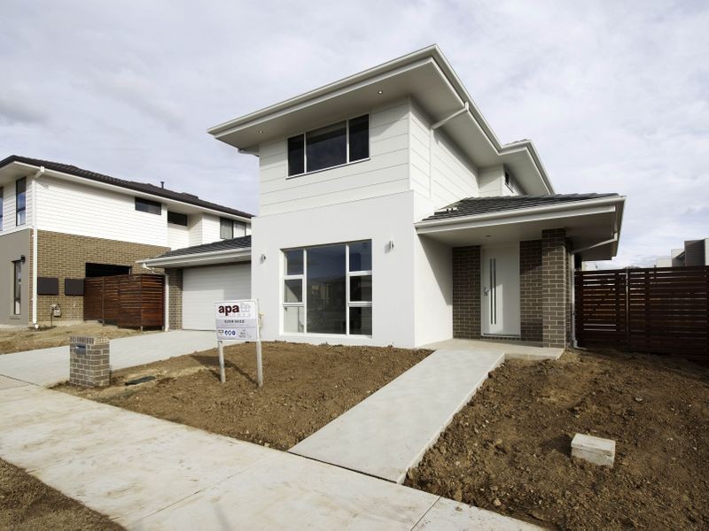 4 Stowport Avenue, Crace ACT 2911
