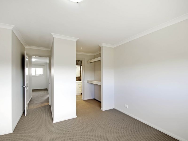 4 Stowport Avenue, Crace ACT 2911
