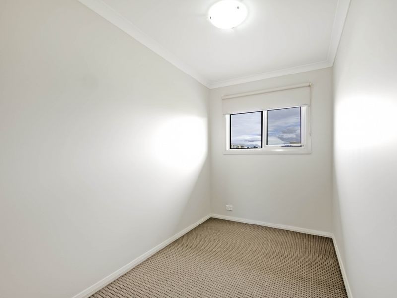 4 Stowport Avenue, Crace ACT 2911