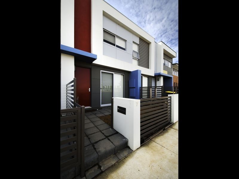 7 Stowport Avenue, Crace ACT 2911