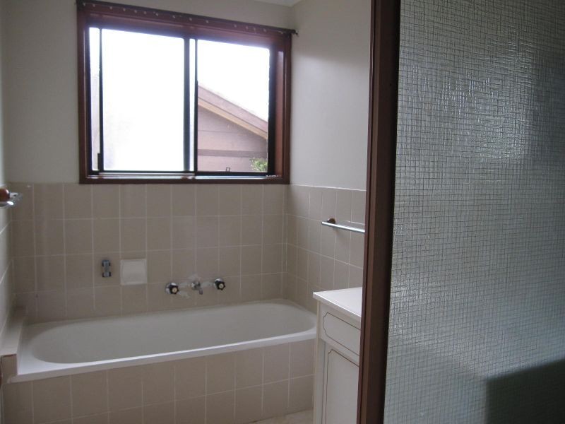 13 Baume Crescent, Mckellar ACT 2617