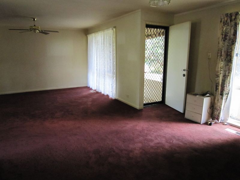 30 Geeves Court, Charnwood ACT 2615