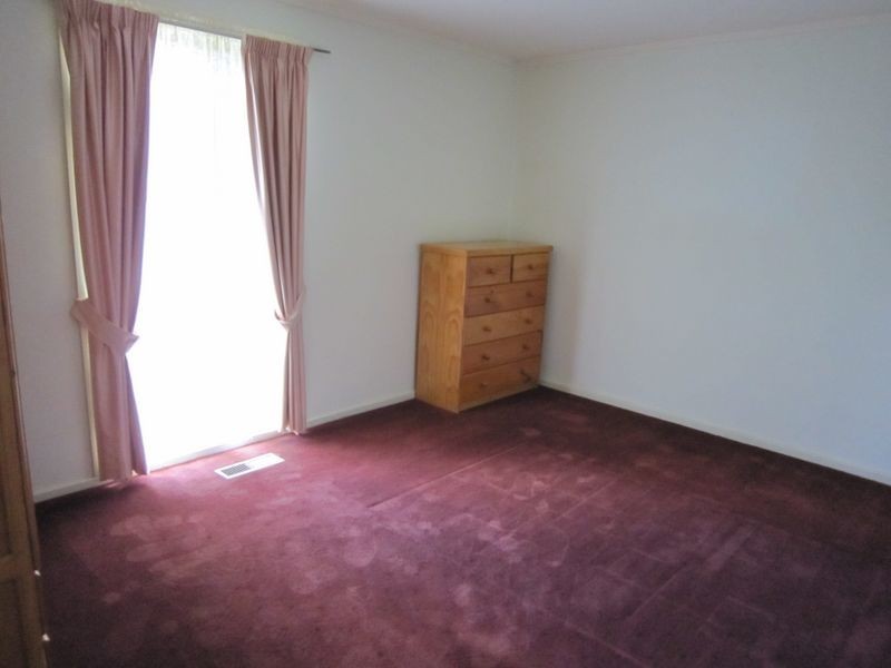 30 Geeves Court, Charnwood ACT 2615