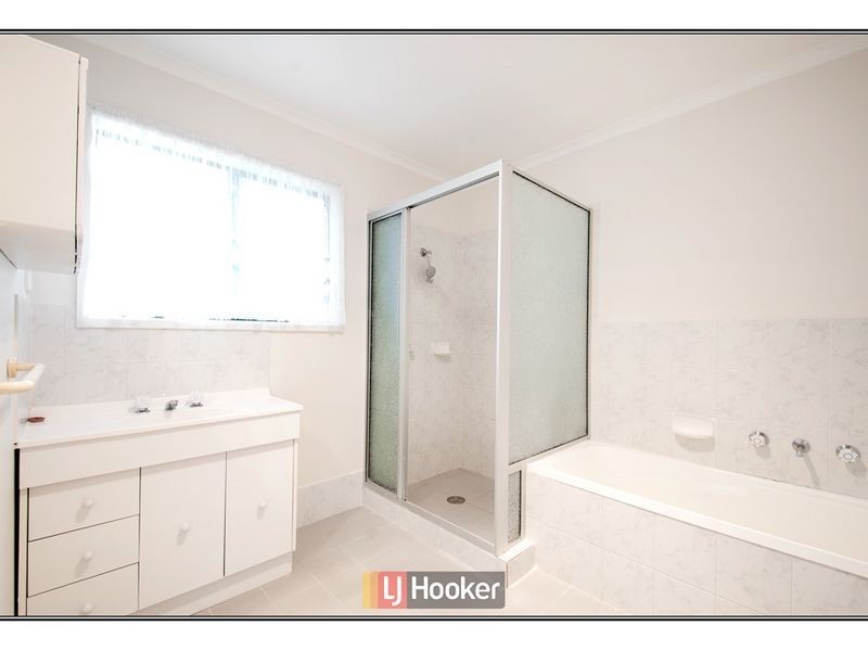 8A Cumpston Place, Macgregor ACT 2615