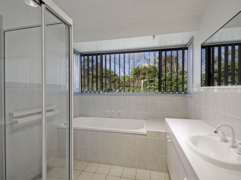 4 Sharman Place, Gordon ACT 2906