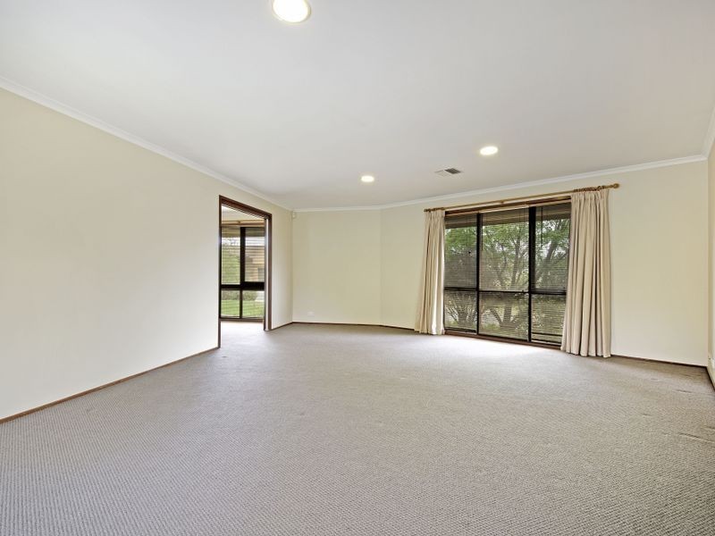 43 Whittell Crescent, Florey ACT 2615