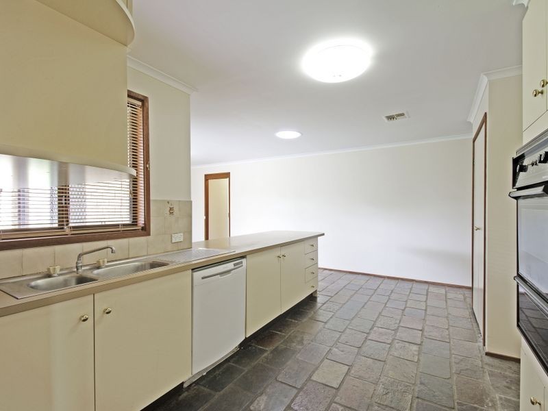 43 Whittell Crescent, Florey ACT 2615
