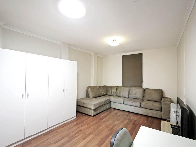 84 Britten Jones Drive, Holt ACT 2615