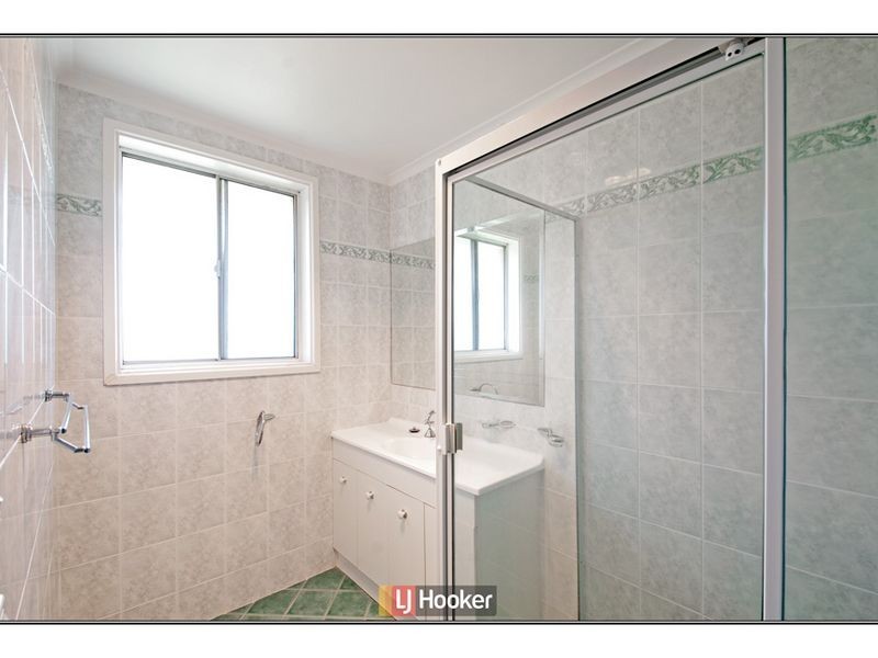 21 Fellows Street, Latham ACT 2615