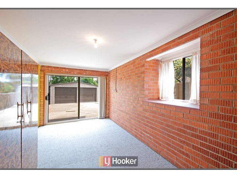 21 Fellows Street, Latham ACT 2615