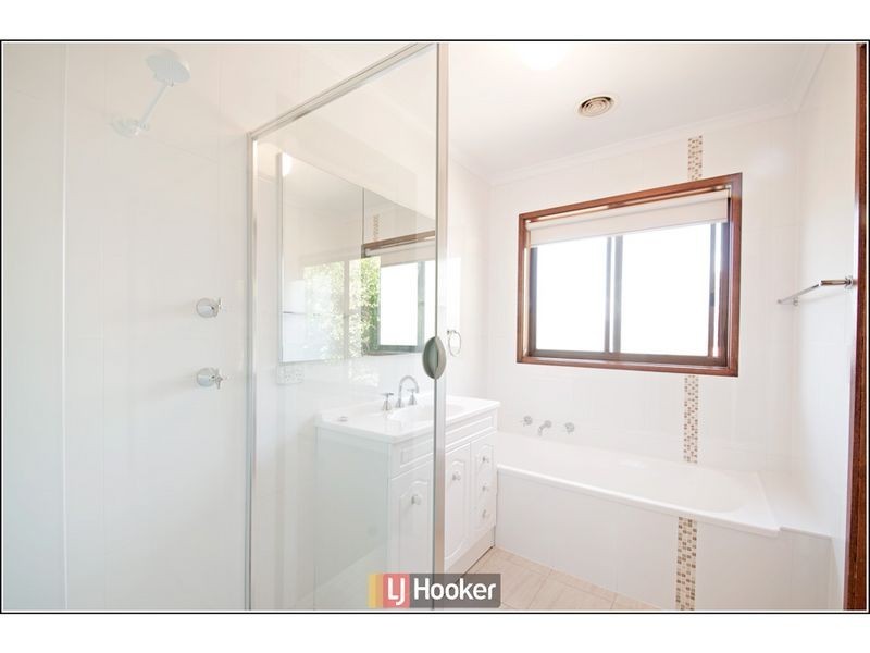 21 Frater Crescent, Lyneham ACT 2602