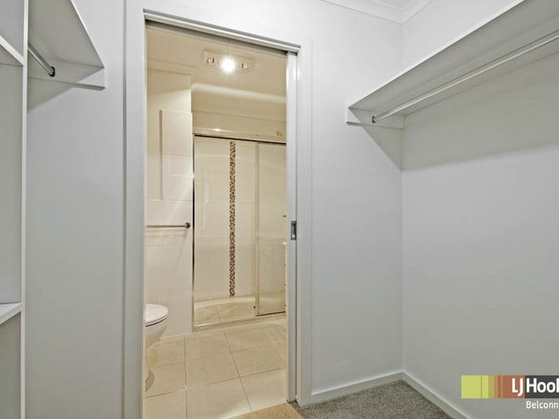 2/2 Neil Currie Street, Casey ACT 2913