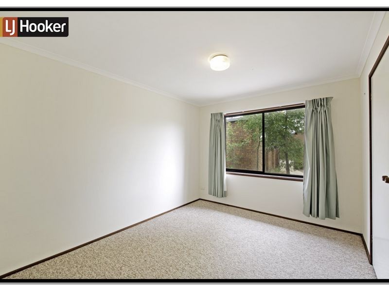 1/8 Walhallow Street, Hawker ACT 2614
