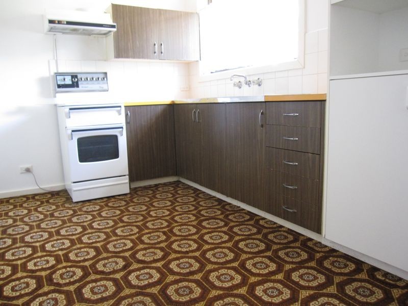 4 Schaffer Place, Charnwood ACT 2615