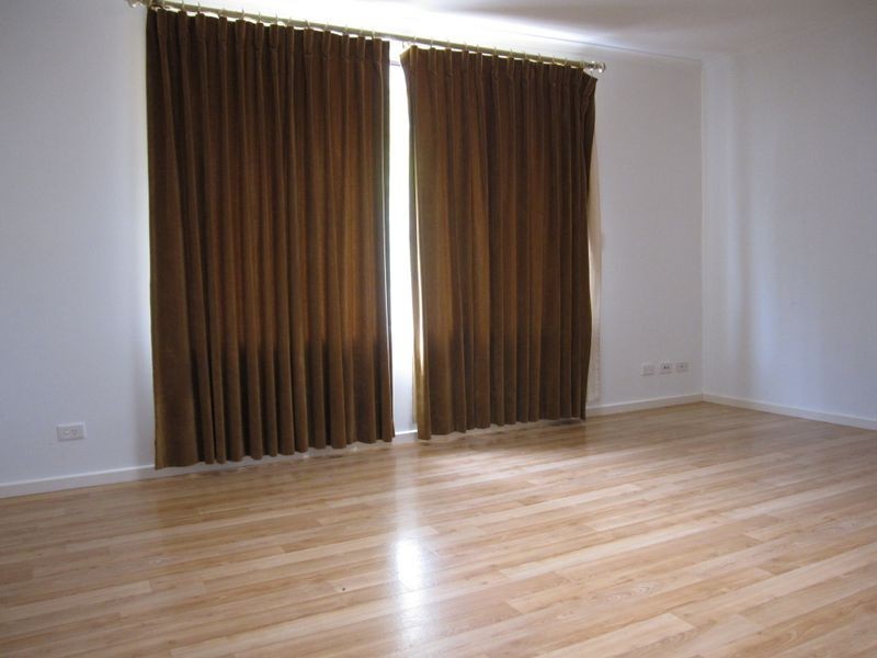 4 Schaffer Place, Charnwood ACT 2615