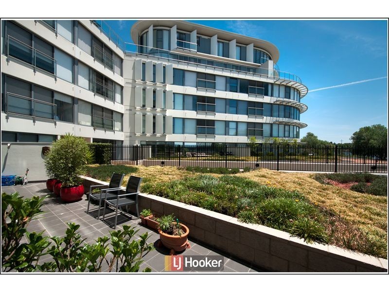 54/11 Eastlake Parade, Kingston ACT 2604