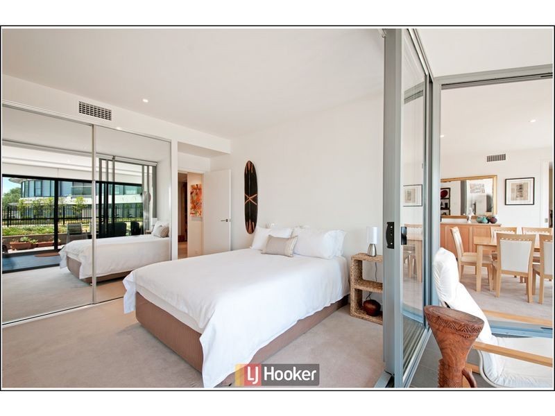 54/11 Eastlake Parade, Kingston ACT 2604