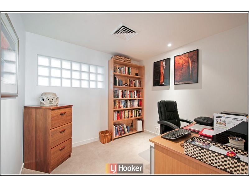 54/11 Eastlake Parade, Kingston ACT 2604