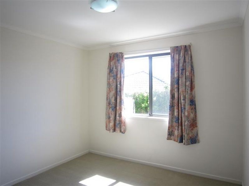 4 Eccles Circuit, Macgregor ACT 2615