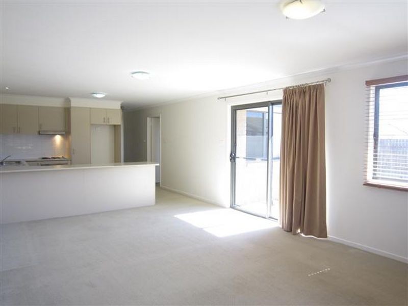 4 Eccles Circuit, Macgregor ACT 2615