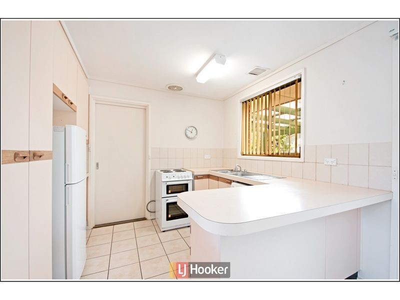 11 Wargila Place, Giralang ACT 2617