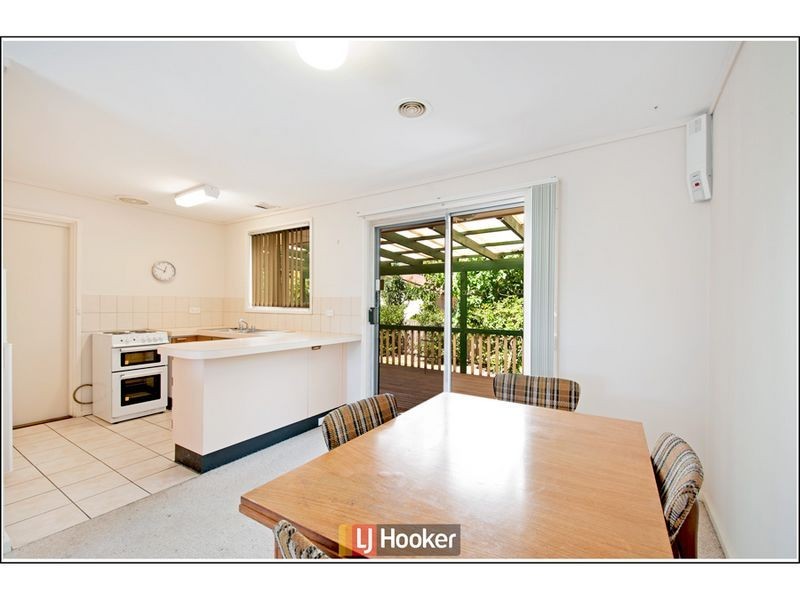 11 Wargila Place, Giralang ACT 2617