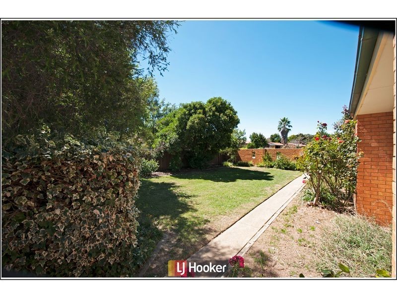 11 Wargila Place, Giralang ACT 2617