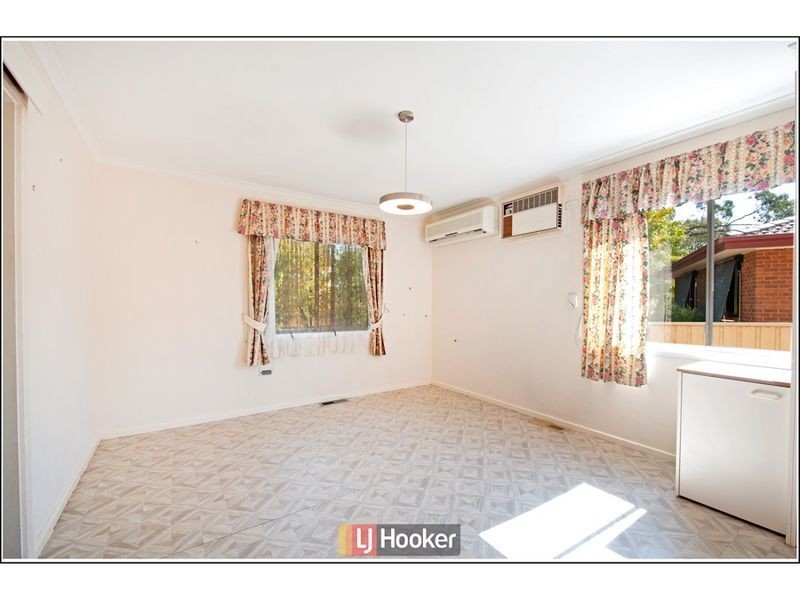 25 Mockridge Crescent, Holt ACT 2615
