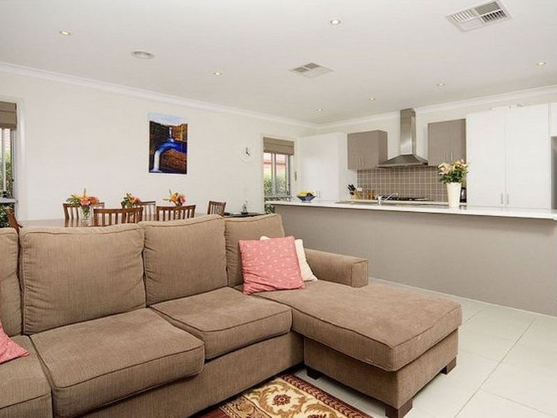 9 Erdos Street, Bruce ACT 2617