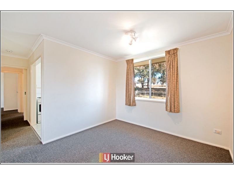 2/6 Nicholas Street, Higgins ACT 2615