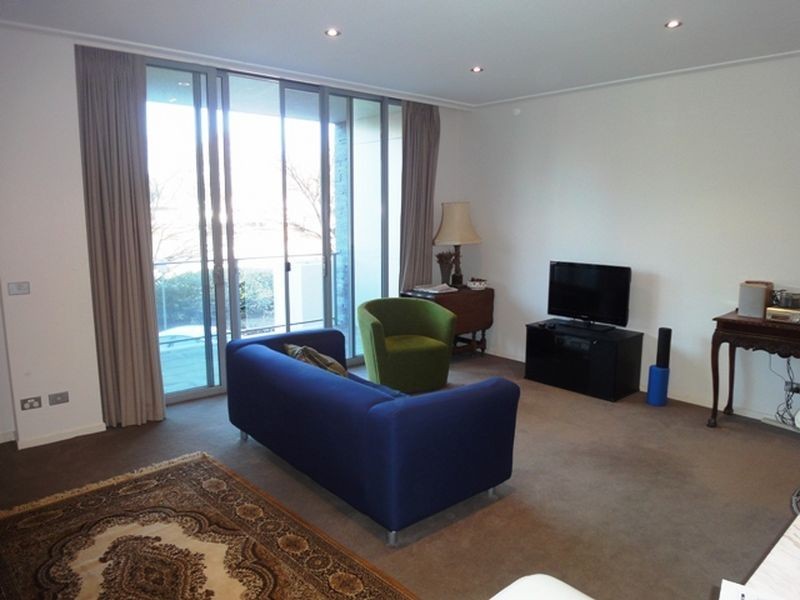 8/15 Coranderrk Street, Canberra ACT 2600