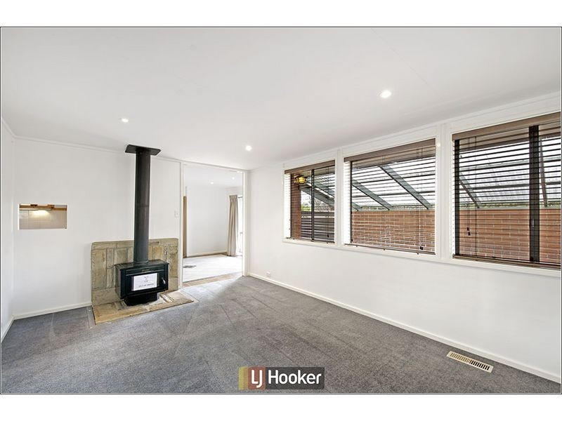 2 Kieran Place, Holt ACT 2615