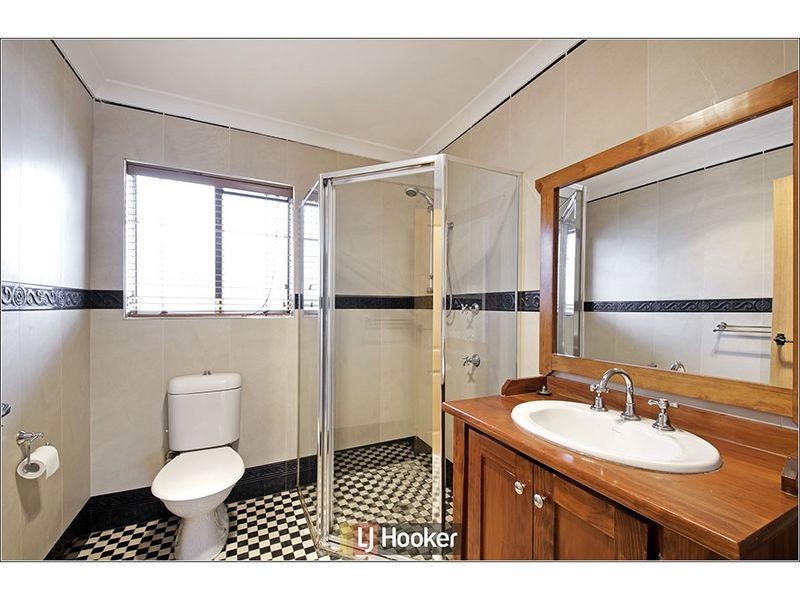 2 Kieran Place, Holt ACT 2615