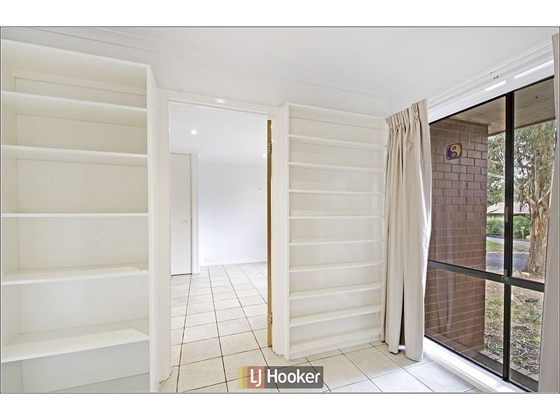 2 Kieran Place, Holt ACT 2615