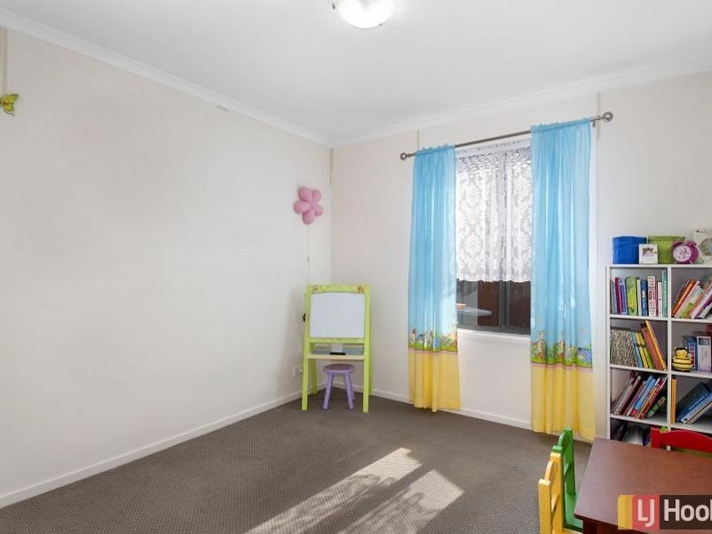 11 Dagmar Berne Street, Macgregor ACT 2615