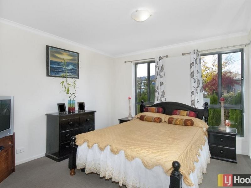 11 Dagmar Berne Street, Macgregor ACT 2615