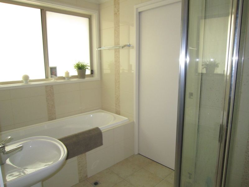 17 Fitzalan Street, Kambah ACT 2902