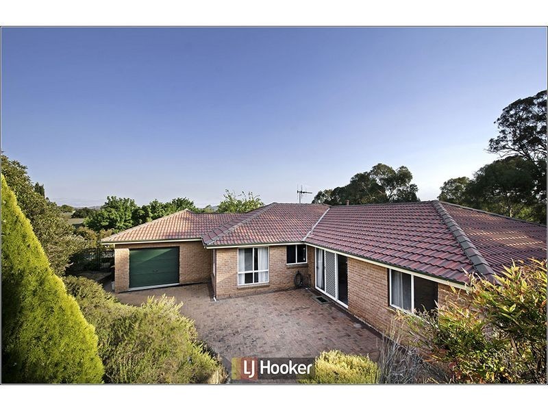 8 Gara Place, Amaroo ACT 2914