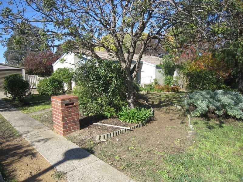 2 Curr Place, Kambah ACT 2902