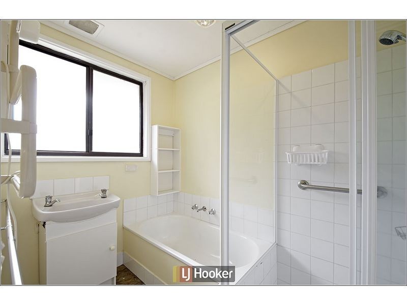 2 Curr Place, Kambah ACT 2902