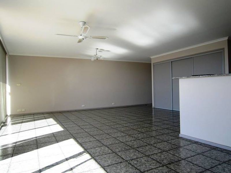 40A/17 Chandler Street, Belconnen ACT 2617
