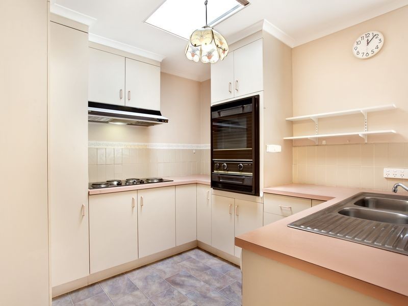 10 Collicott Circuit, Macquarie ACT 2614