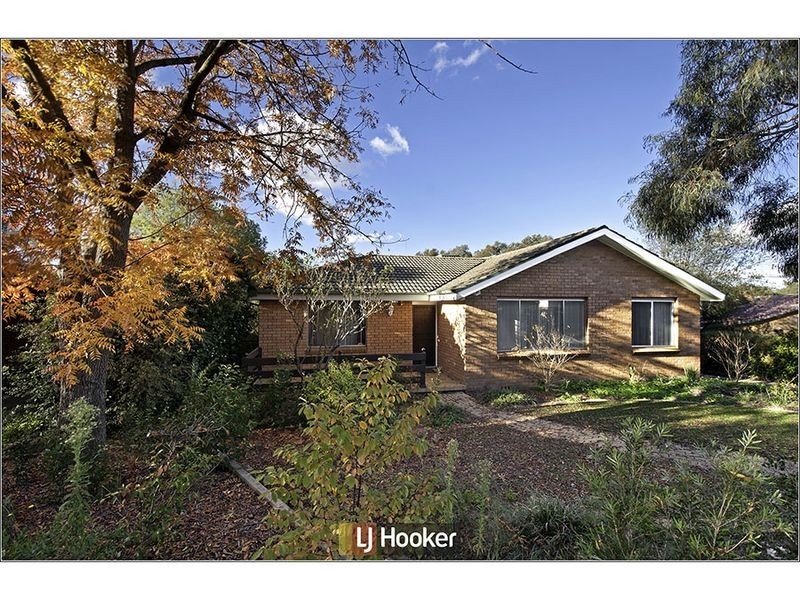 16 Arndell Street, Macquarie ACT 2614