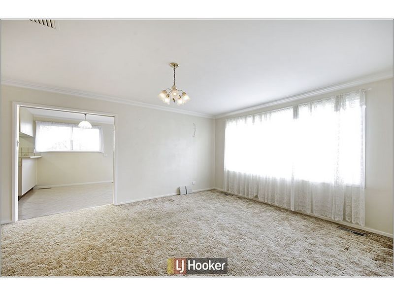 16 Arndell Street, Macquarie ACT 2614